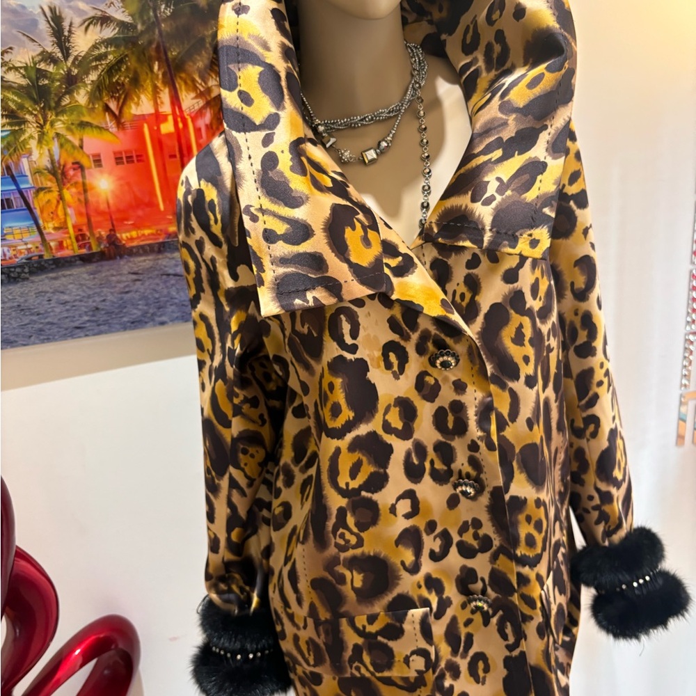 St. John Leopard silk Satin Jacket M animal summer coat